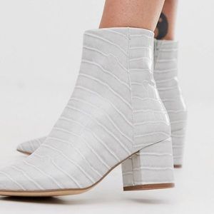 Brand new pointed block heeled ankle boots.